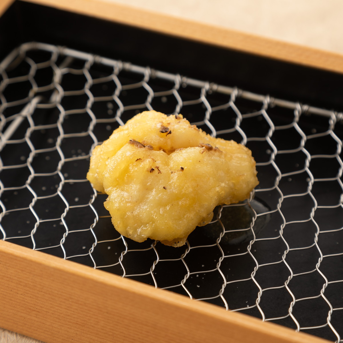 創作和食が大好評！揚げたてのサクサク天ぷらも絶品です | 全席個室 じぶんどき 新宿東口店