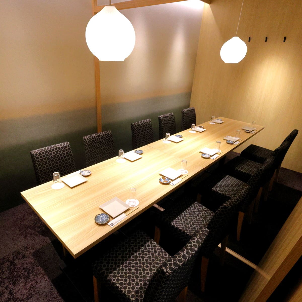 テーブル個室10名様